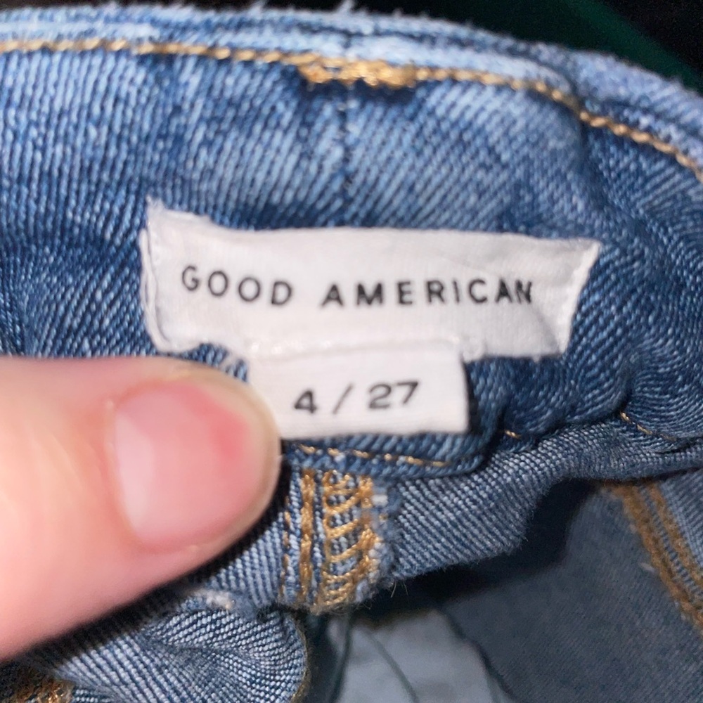 Good American destroyed hem cropped jeans - Picture 3 of 4
